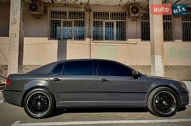 Характеристики Volkswagen Phaeton Седан