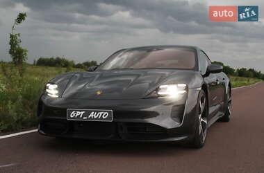 Ціни Porsche Седан