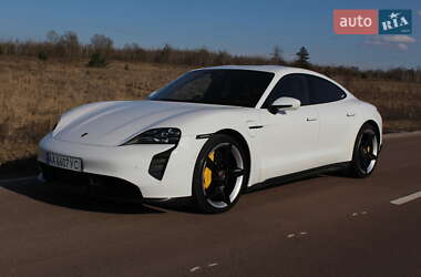 Ціни Porsche Седан