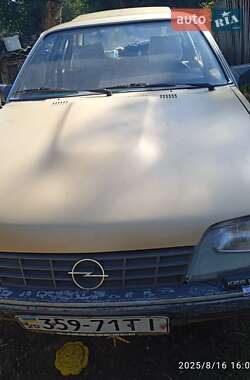 Характеристики Opel Rekord Седан