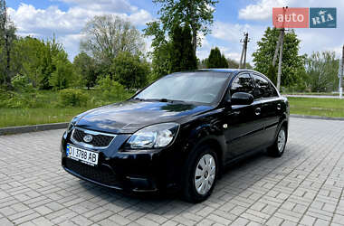 Характеристики Kia Rio Седан
