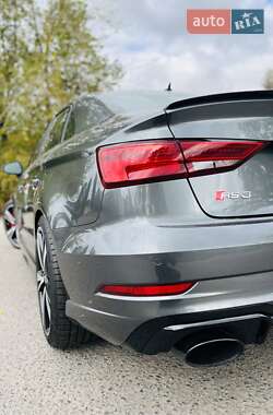 Характеристики Audi RS3 Седан