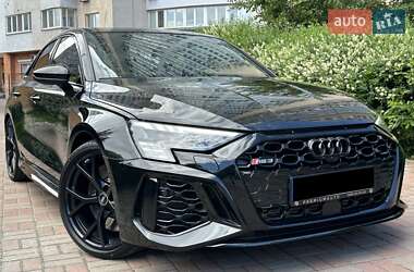 Характеристики Audi RS3 Седан