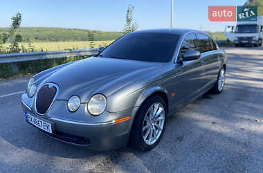 Характеристики Jaguar S-Type Седан