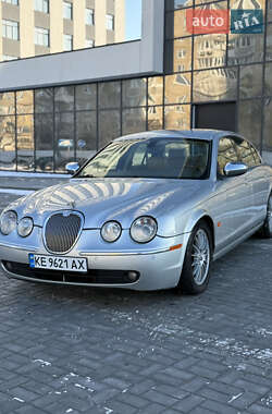 Характеристики Jaguar S-Type Седан