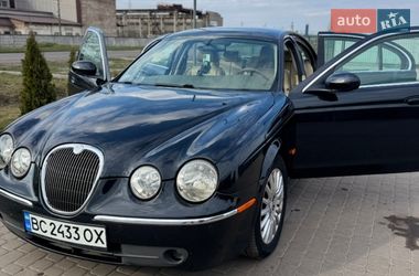 Характеристики Jaguar S-Type Седан