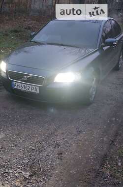 Характеристики Volvo S40 Седан