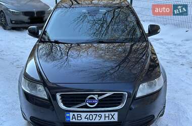 Характеристики Volvo S40 Седан