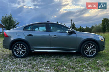 Характеристики Volvo S60 Cross Country Седан