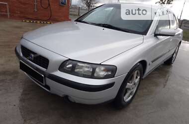 Характеристики Volvo S60 Седан