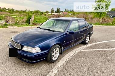 Характеристики Volvo S70 Седан