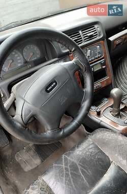 Характеристики Volvo S70 Седан