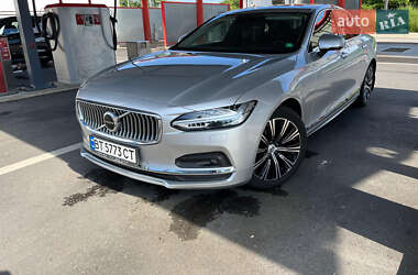 Характеристики Volvo S90 Седан
