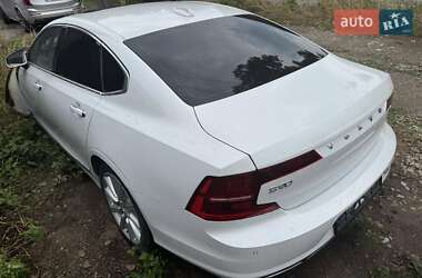 Характеристики Volvo S90 Седан