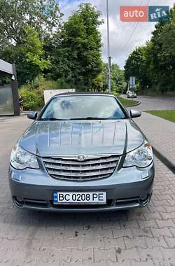 Характеристики Chrysler Sebring Седан
