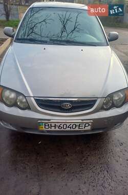 Характеристики Kia Shuma Седан