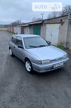 Характеристики Nissan Sunny Седан