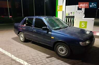 Характеристики Nissan Sunny Седан
