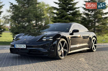Ціни Porsche Taycan Седан