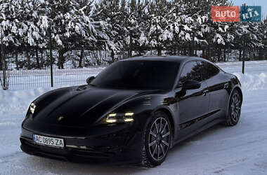 Цены Porsche Taycan Седан