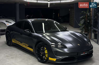 Ціни Porsche Taycan Седан