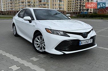Ціни Toyota Седан в Ірпені