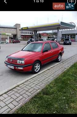 Характеристики Volkswagen Vento Седан