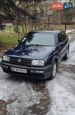 Характеристики Volkswagen Vento Седан