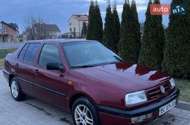 Характеристики Volkswagen Vento Седан