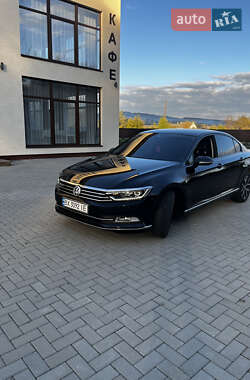 Ціни Volkswagen Седан в Тячеві