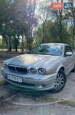 Характеристики Jaguar X-Type Седан