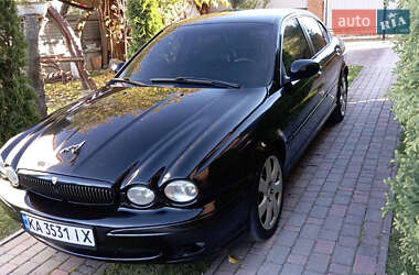 Характеристики Jaguar X-Type Седан