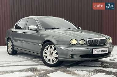 Характеристики Jaguar X-Type Седан