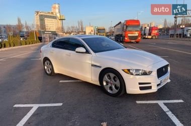 Ціни Jaguar XE Седан
