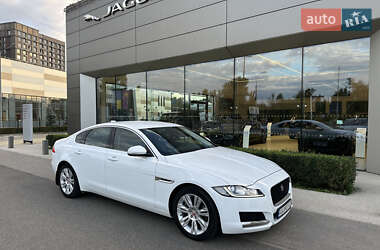 Характеристики Jaguar XF Седан