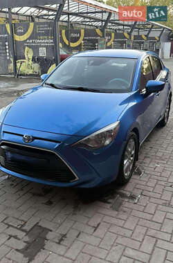 Характеристики Toyota Yaris Седан