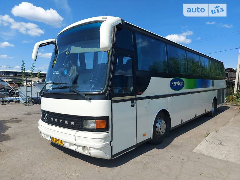 Туристический / Междугородний автобус Setra 215 HD