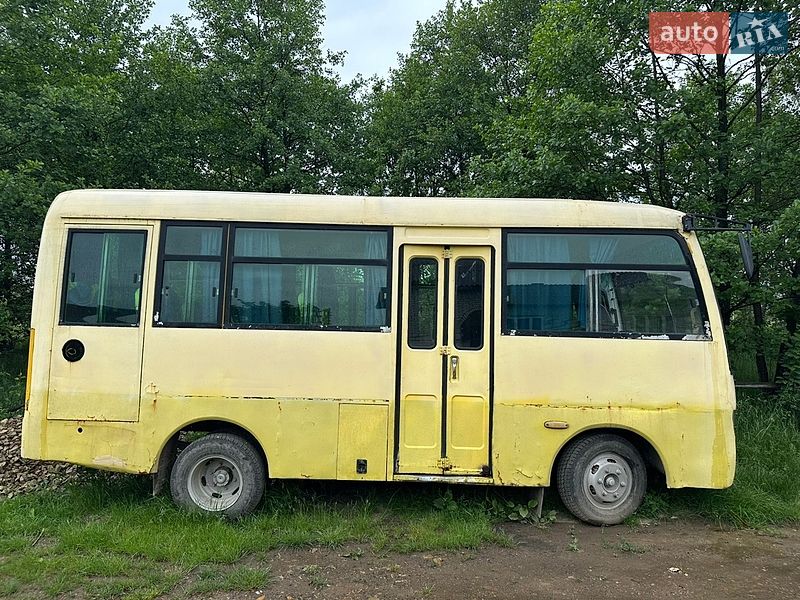 Микроавтобус Shaolin SLG 2006 в Долине