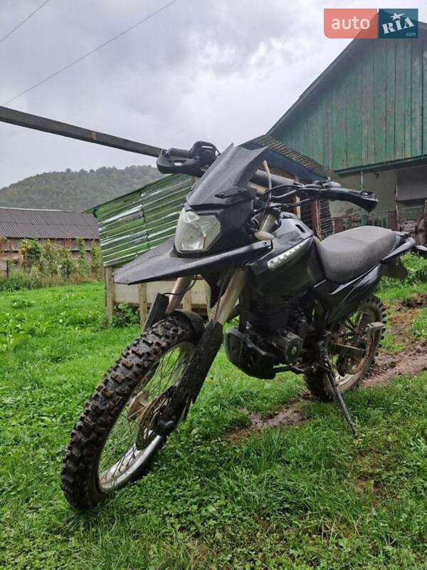 Shineray DS 200