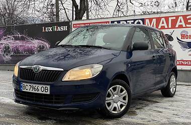 Skoda Fabia  2011