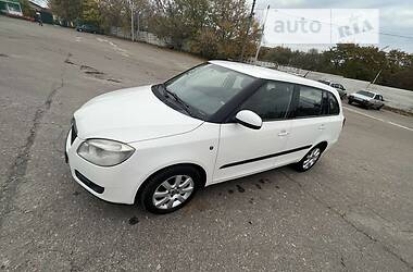 Skoda Fabia  2010