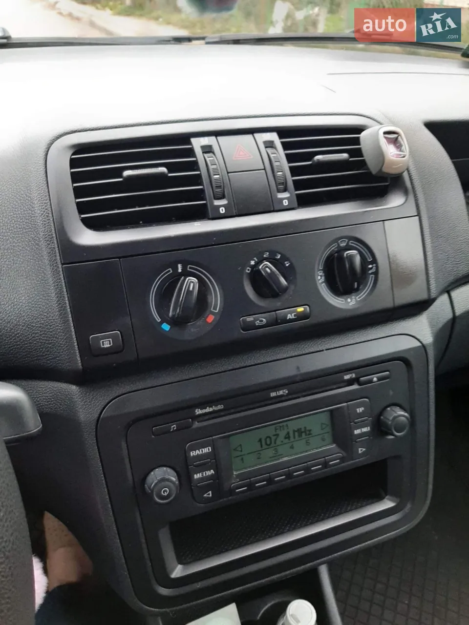 2013 Skoda Fabia - мініатюра 2