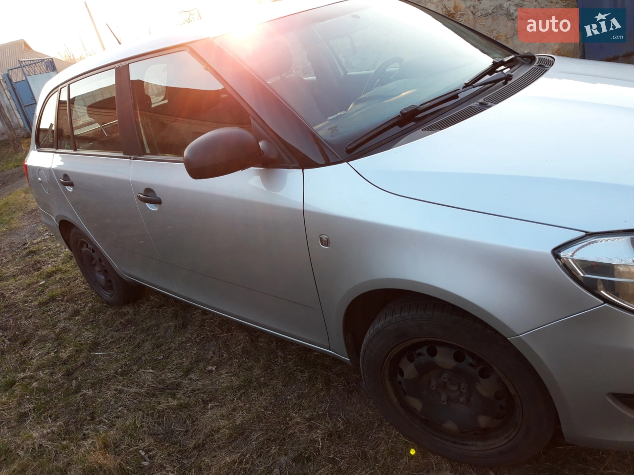 2011 Skoda Fabia - мініатюра 3