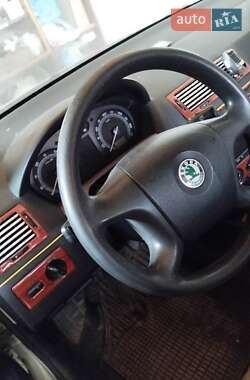 Skoda Fabia  2006