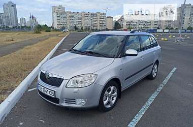 Skoda Fabia  2010