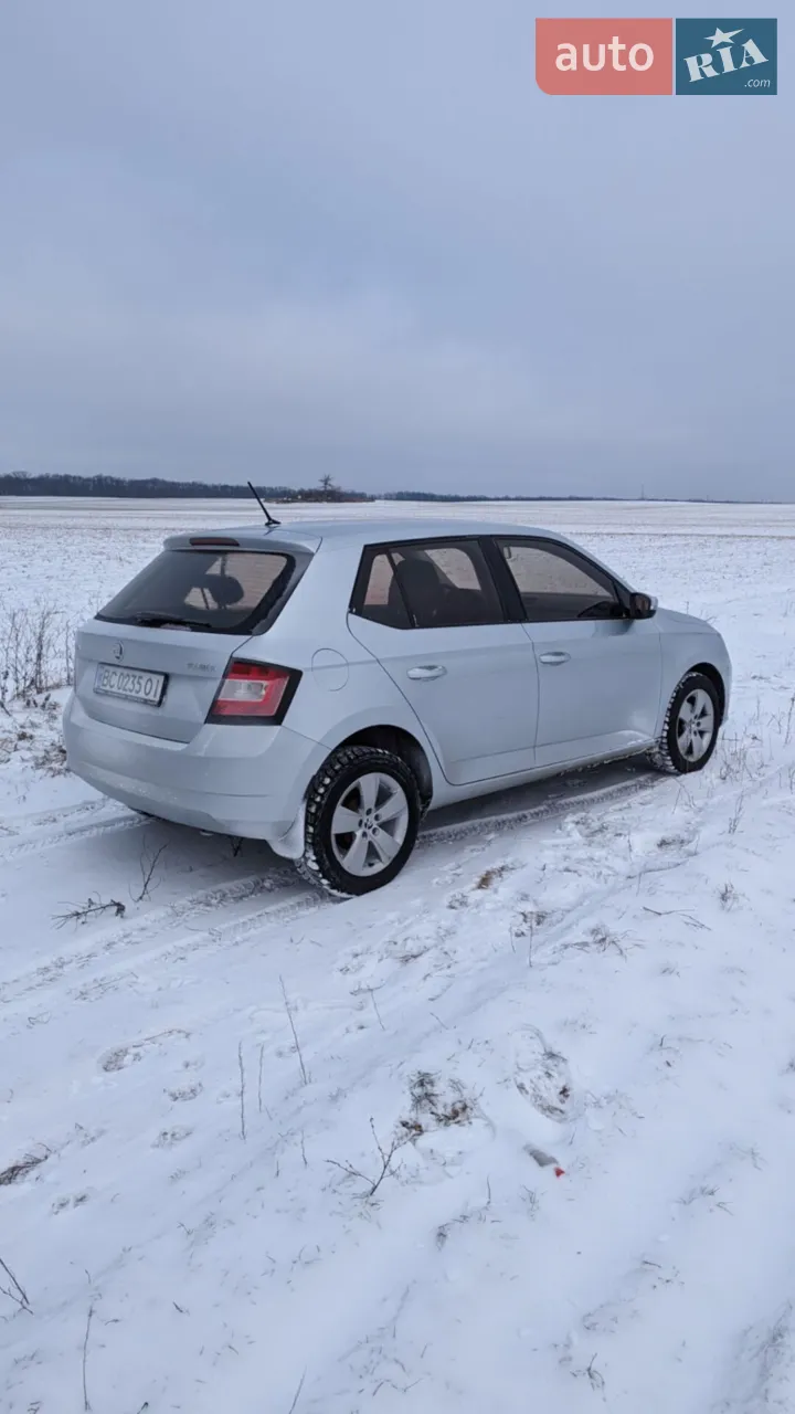 2015 Skoda Fabia - мініатюра 4