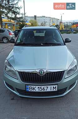 Skoda Fabia  2010
