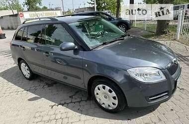 Skoda Fabia  2008