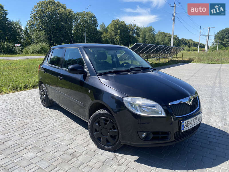 Хетчбек Skoda Fabia