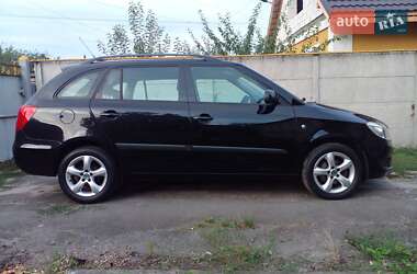 Skoda Fabia  2010